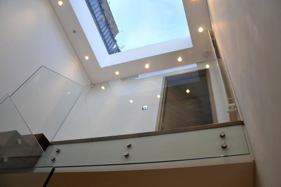 sàn kính cương lực